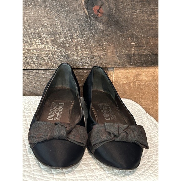 Salvatore Ferragamo Women's Black Silk Ballet Flats with Brown Satin Bow 8 - Picture 4 of 11